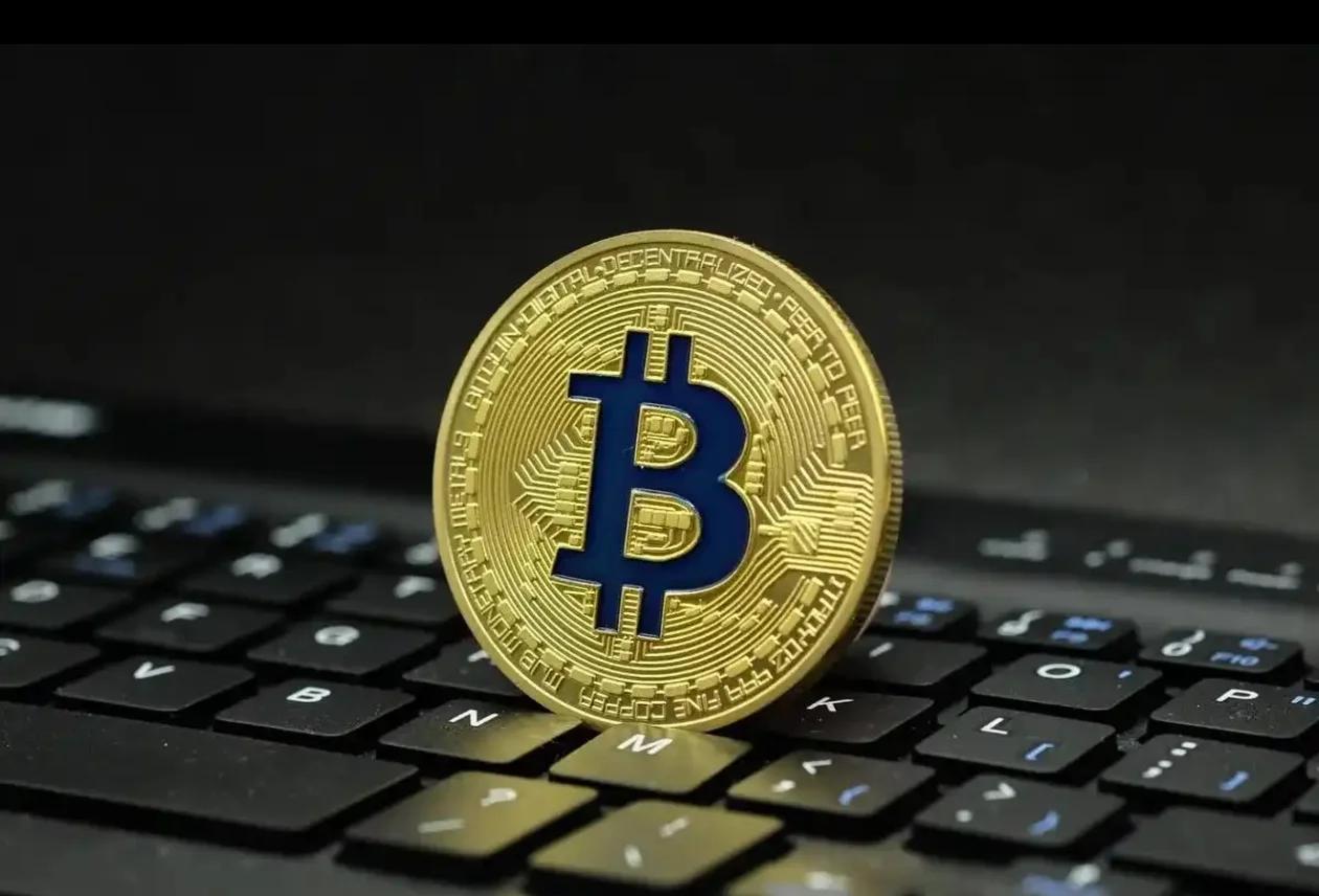 UNI飙升势惊人，一夜飙升XRP%，加密市场沸腾